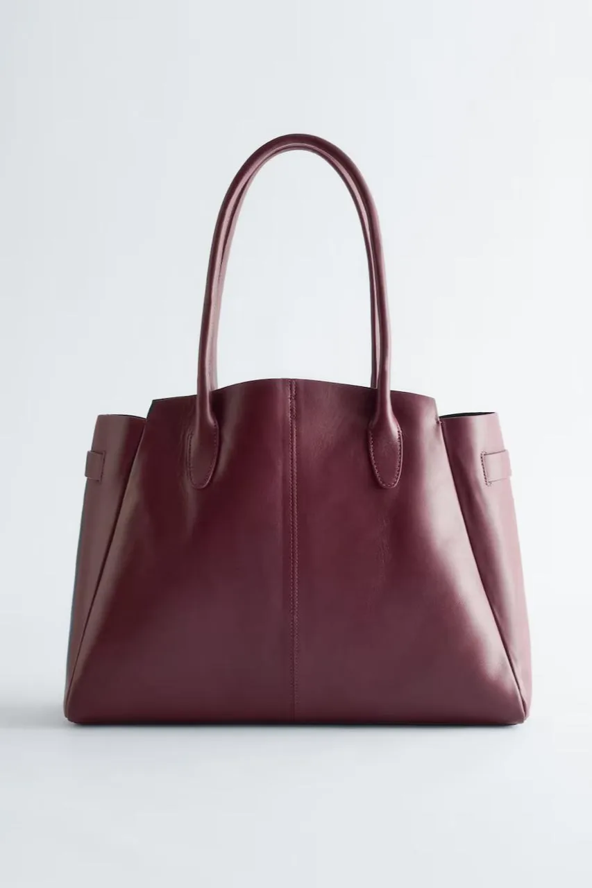 Sculptural accessories trend 2026 handbag design